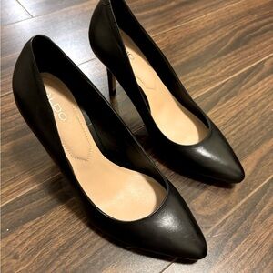 Black Aldo heels leather size 5
